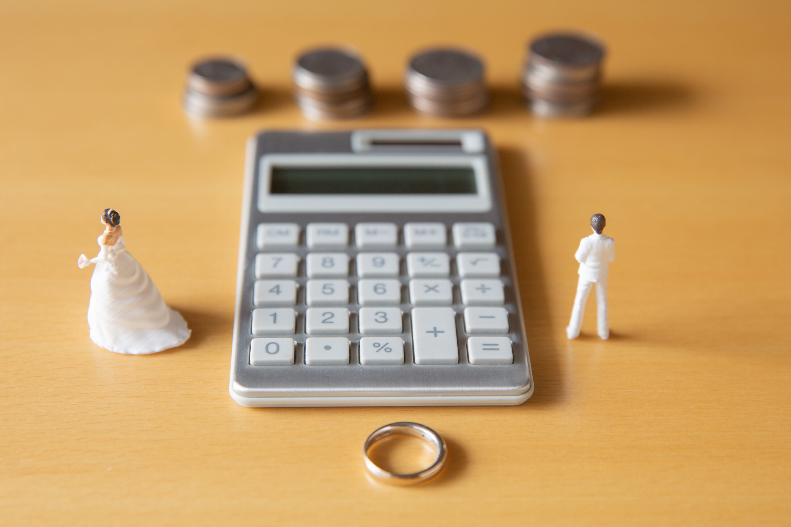 Schenkeveld Advocaten - Image,Of,Divorce,,Money,And,Troubles,With,Calculator,And,Ring.